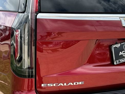 Used 2023 Cadillac Escalade Premium Luxury Platinum w/ LPO, Radiant Package AWD/4WD image 7
