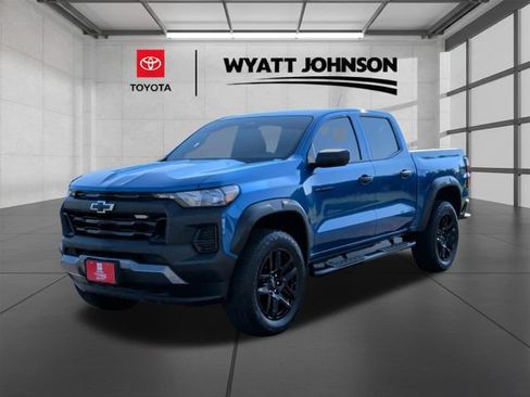 Used 2023 Chevrolet Colorado Trail Boss w/ Advanced Trailering Package AWD/4WD image 7