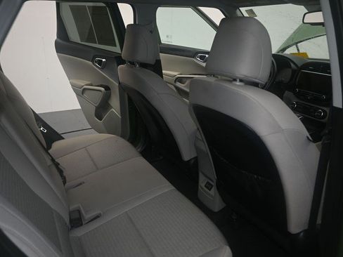 Used 2023 Kia Soul EX FWD image 10