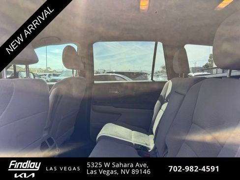 Used 2018 Honda Pilot EX image 7