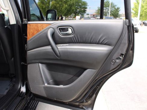 Used 2023 Nissan Armada SL image 25