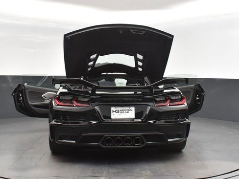 New 2026 Chevrolet Corvette Z06 w/ Z07 Performance Package image 47