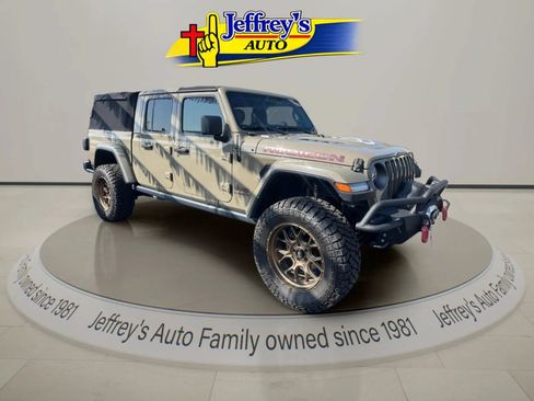 Used 2020 Jeep Gladiator Rubicon AWD/4WD image 7
