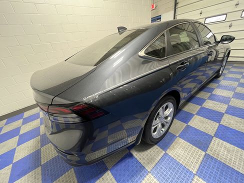 New 2025 Honda Accord LX image 10