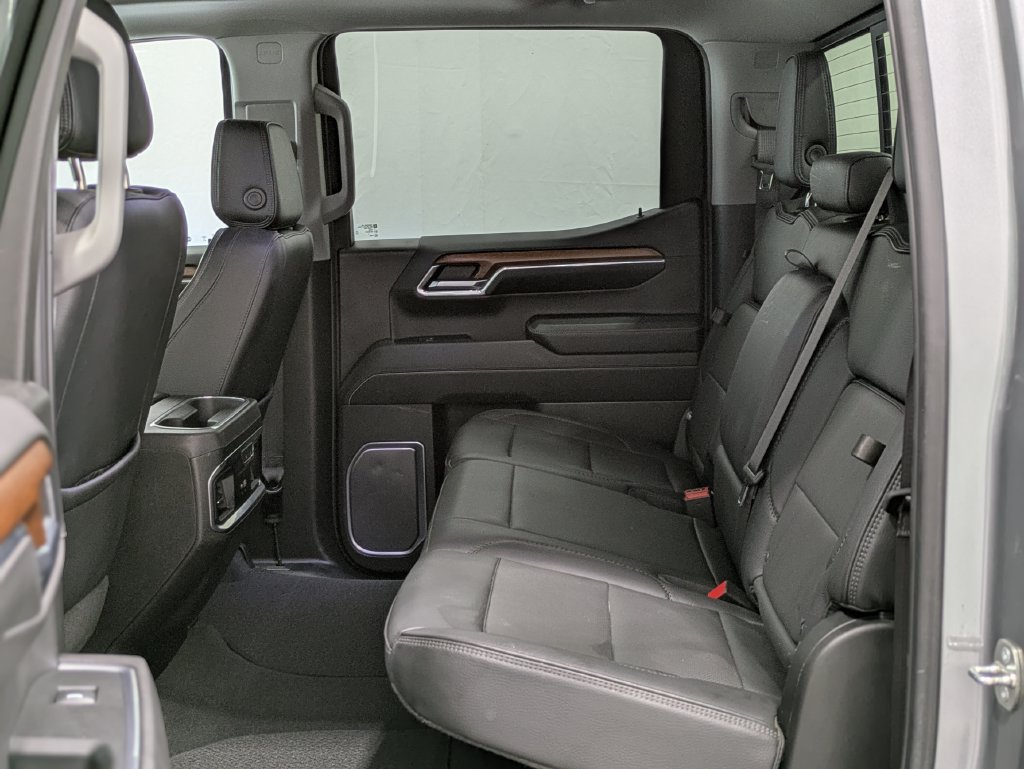 Used 2023 GMC Sierra 1500 Denali AWD/4WD image 19