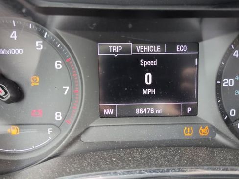 Used 2021 Chevrolet TrailBlazer LT w/ Convenience Package FWD image 13