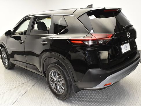 Used 2023 Nissan Rogue S AWD/4WD image 7
