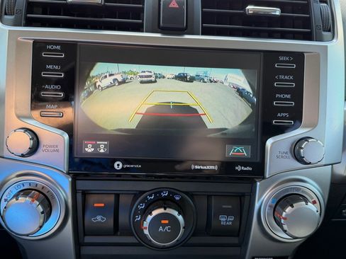 Used 2022 Toyota 4Runner TRD Sport w/ Technology Package AWD/4WD image 11