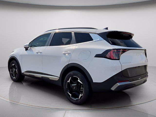 Certified 2026 Kia Sportage EX AWD/4WD image 6