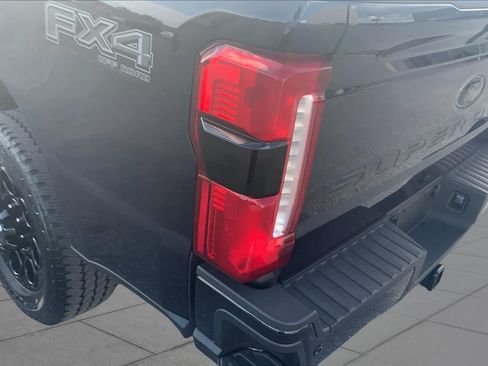Certified 2025 Ford F250 Lariat w/ Lariat Ultimate Package AWD/4WD image 29