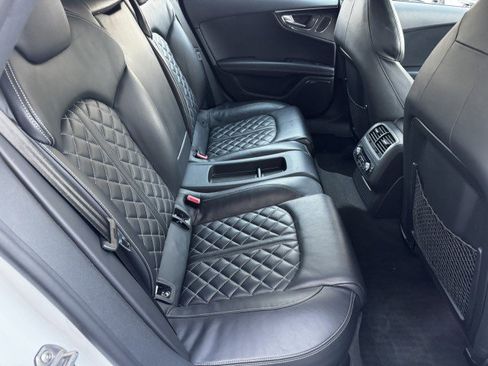 Used 2015 Audi S7 Prestige image 38
