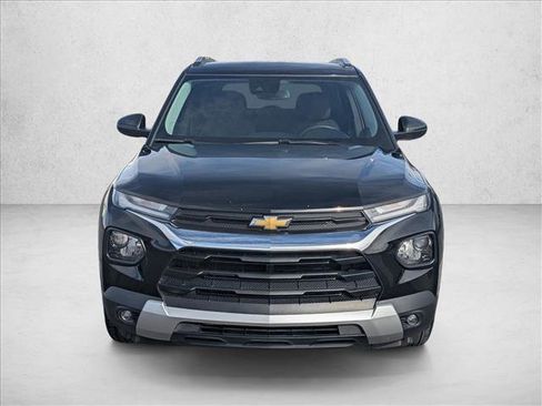 Used 2022 Chevrolet TrailBlazer LT w/ Convenience Package image 2