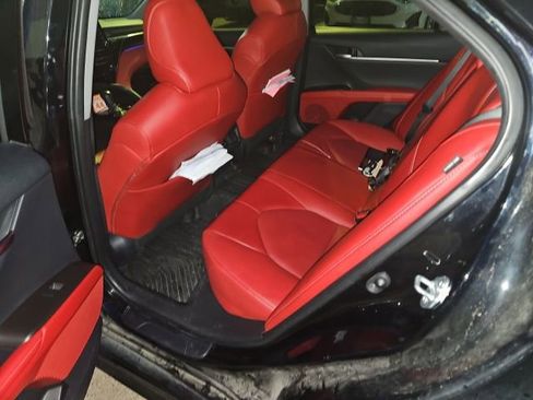 Used 2023 Toyota Camry XSE image 4