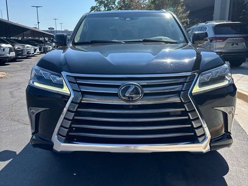 Used 2021 Lexus LX 570 4WD w/ Luxury Package image 3