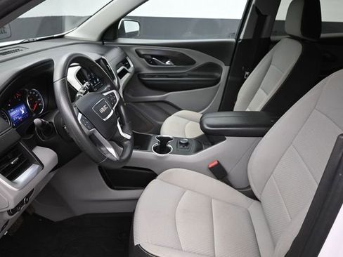 Used 2022 GMC Terrain SLE w/ LPO, Floor Liner Package image 10