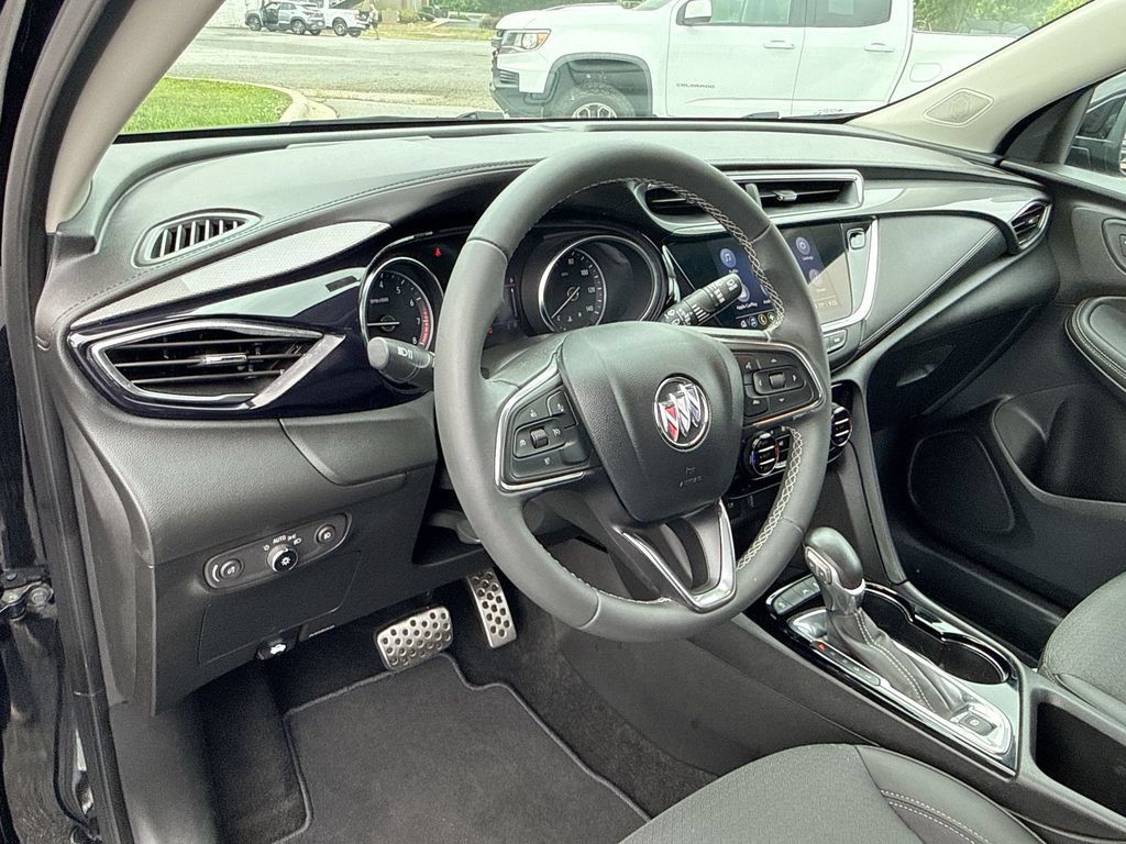 Certified 2023 Buick Encore GX Select w/ Sport Touring Package FWD image 34