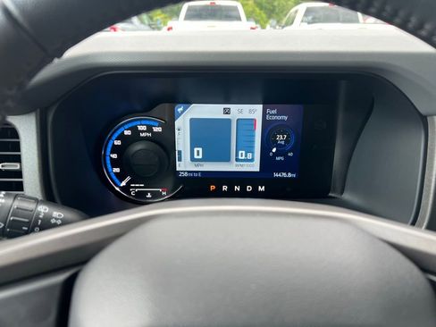 Used 2024 Ford Bronco Big Bend image 38