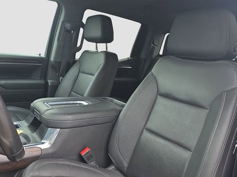 Used 2022 GMC Sierra 1500 SLT w/ SLT Convenience Package AWD/4WD image 6