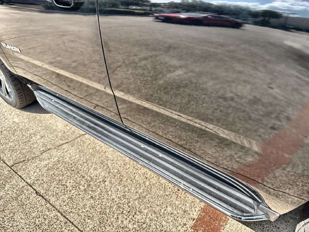 Used 2017 GMC Yukon SLT RWD image 13