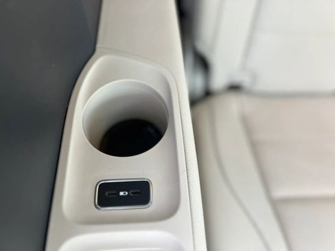 Used 2020 Mercedes-Benz GLS 450 4MATIC image 14