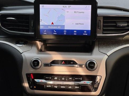 Used 2023 Ford Explorer Timberline image 13
