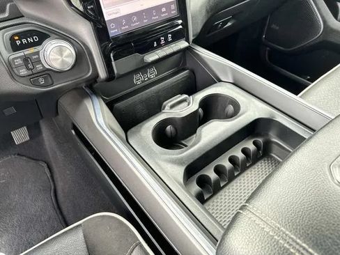 Used 2025 RAM 1500 Laramie AWD/4WD image 42