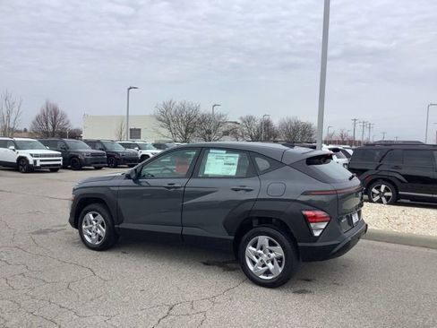 Certified 2026 Hyundai Kona SE image 37