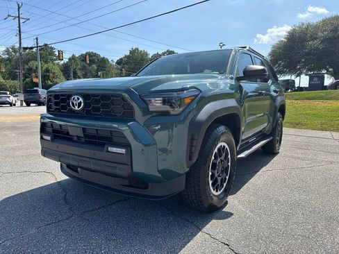 Certified 2026 Toyota 4Runner TRD Off-Road Premium AWD/4WD image 1