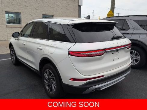 Used 2024 Lincoln Corsair FWD image 3