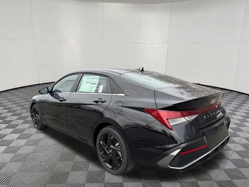 New 2026 Hyundai Elantra SEL Sport Premium FWD image 8