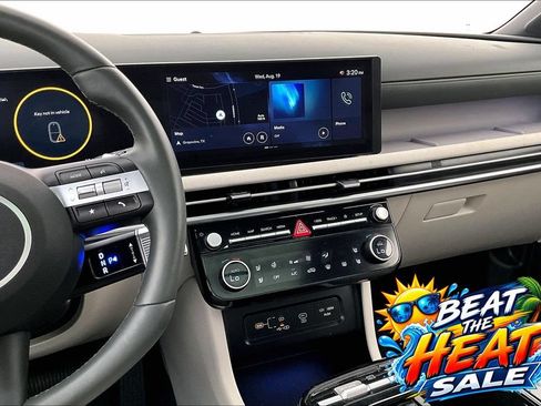 Used 2025 Hyundai Tucson Limited FWD image 8