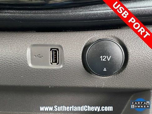 Used 2023 Ford Transit 350 XLT image 31