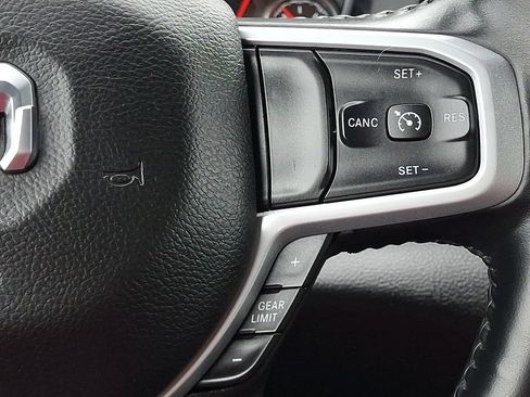 Used 2022 RAM 1500 Big Horn AWD/4WD image 23