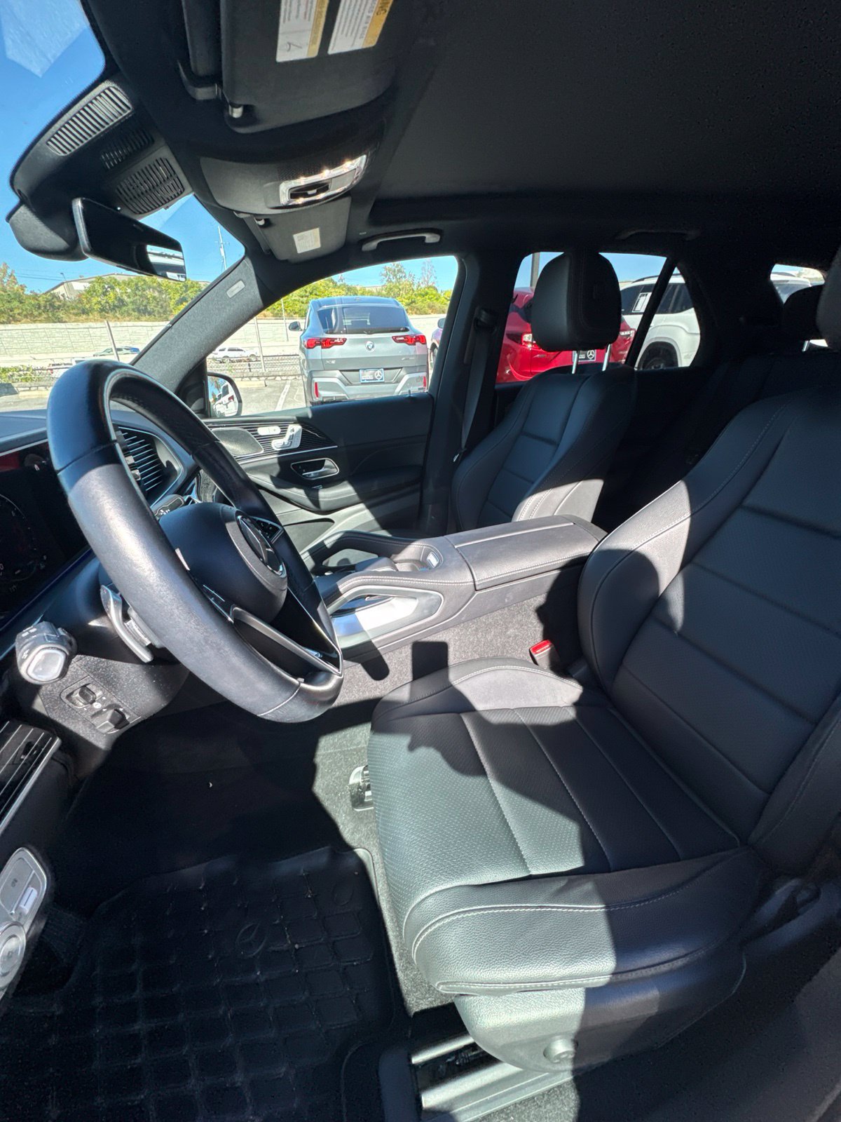 Used 2024 Mercedes-Benz GLE 350 4MATIC image 5