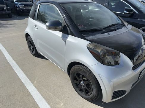 Used 2012 Scion iQ w/ Rear Speaker Pkg image 4