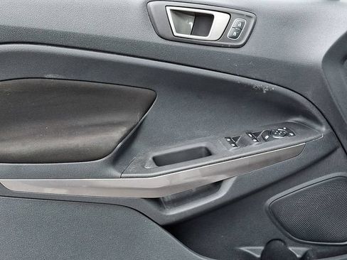 Used 2020 Ford EcoSport SE FWD image 14