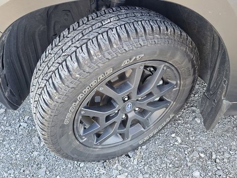 Used 2024 Subaru Crosstrek 2.5i Wilderness w/ Wilderness Package image 18