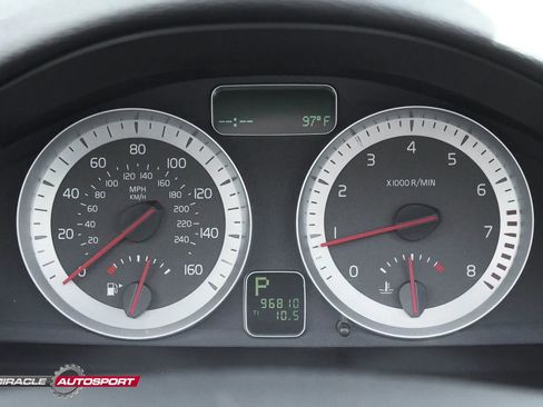 Used 2012 Volvo C70 T5 image 35