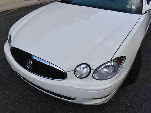 Used 2005 Buick LaCrosse CXL FWD image 56
