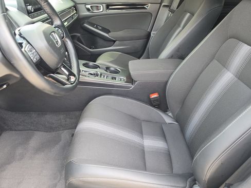 Used 2025 Honda Civic Sport image 12
