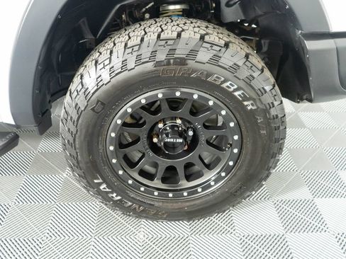 Used 2019 RAM 1500 Rebel w/ Level 1 Equipment Group AWD/4WD image 33