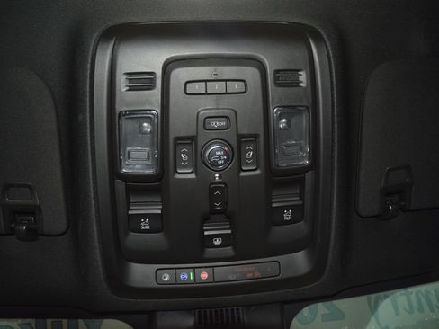 Used 2024 GMC Yukon XL Denali AWD/4WD image 53