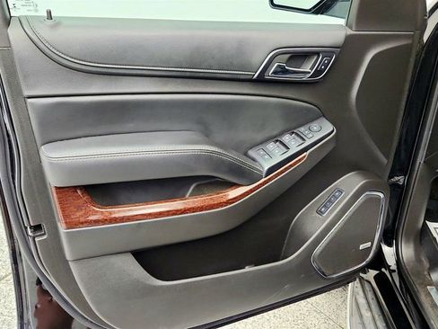Used 2016 GMC Yukon SLT w/ Open Road Package AWD/4WD image 11