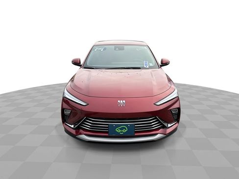 Certified 2024 Buick Envista Preferred w/ Convenience I Package image 3