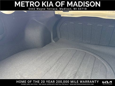 Used 2025 Kia K4 FWD image 32