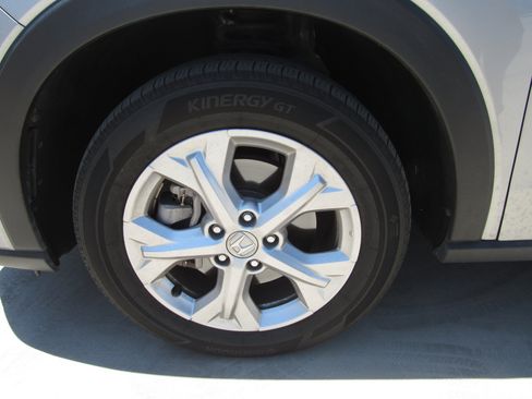 Used 2024 Honda HR-V LX image 5