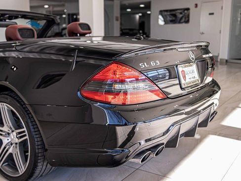 Used 2011 Mercedes-Benz SL 63 AMG w/ Premium I Pkg image 15