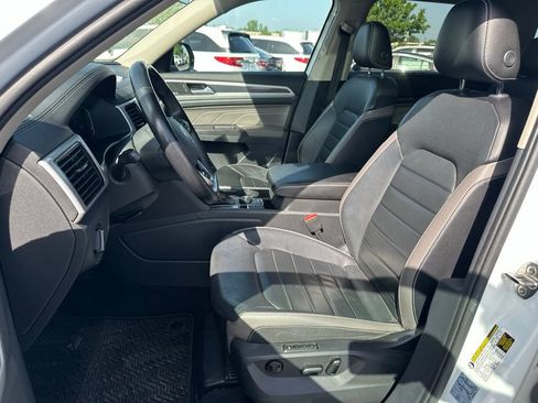 Used 2022 Volkswagen Atlas SEL Premium AWD/4WD image 17