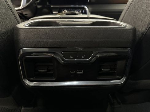 Used 2024 GMC Sierra 2500 Denali w/ Denali Reserve Package AWD/4WD image 29