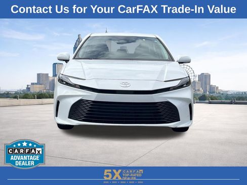 Used 2025 Toyota Camry LE FWD image 28
